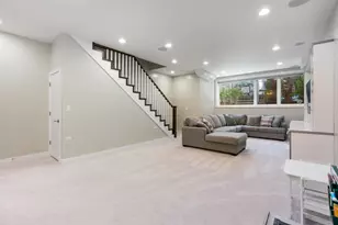 1536 W Walton St, Chicago, IL 60642 - Photo 25