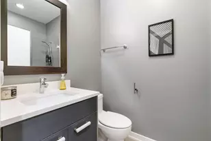 1536 W Walton St, Chicago, IL 60642 - Photo 19