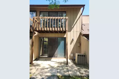 28 Jamaica Colony #5, Fox Lake, IL 60020 - Photo 1
