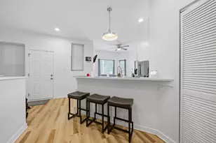 348 E 41st St, Chicago, IL 60653 - Photo 5