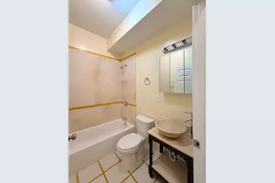 1527 E 66th Place, Chicago, IL 60637 - Photo 15
