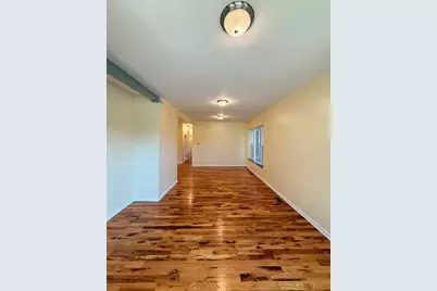 1527 E 66th Place, Chicago, IL 60637 - Photo 9