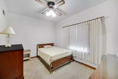 19580 Glenwood Road, Chicago Heights, IL 60411 - Photo 13