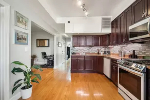 1033 N Wood St, Chicago, IL 60622 - Photo 3
