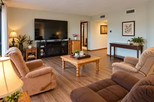 901 Center St, Des Plaines, IL 60016 - Photo 7