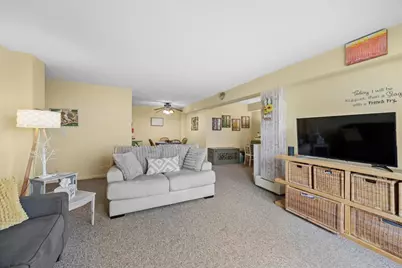 2211 S Stewart Avenue #6D, Lombard, IL 60148 - Photo 3