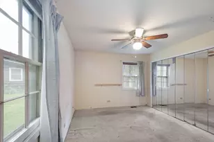 751 Twisted Oak Ln, Buffalo Grove, IL 60089 - Photo 11