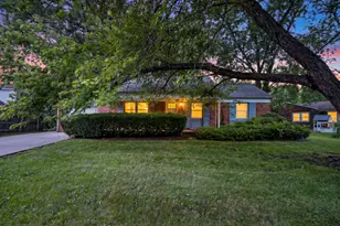 751 Twisted Oak Ln, Buffalo Grove, IL 60089 - Photo 17