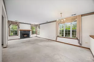 200 Westminster Ct, Schaumburg, IL 60193 - Photo 3