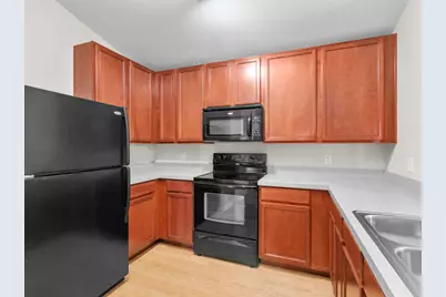 236 Bertram Drive #J, Yorkville, IL 60560 - Photo 9