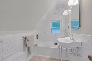834 Forest Ave, Elgin, IL 60120 - Photo 15