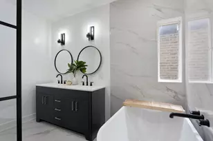 2456 W Huron St, Chicago, IL 60612 - Photo 27