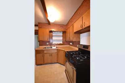 445 N Gerard Avenue, Villa Park, IL 60181 - Photo 7