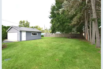 445 N Gerard Avenue, Villa Park, IL 60181 - Photo 3