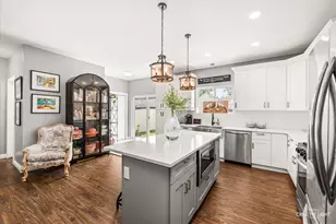 7735 W 65th Pl, Bedford Park, IL 60501 - Photo 7