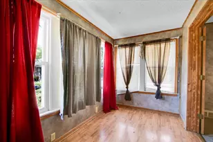 321 W 114th St, Chicago, IL 60628 - Photo 5