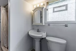647 Forsythe Ave, Calumet City, IL 60409 - Photo 11
