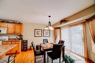 830 Coyote Trail, Manteno, IL 60950 - Photo 17
