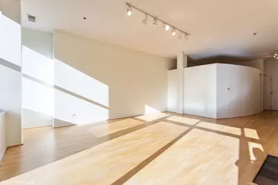 130 S Canal Street #722, Chicago, IL 60606 - Photo 3