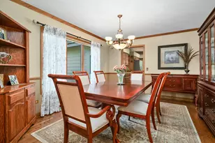 5520 Hilltop Ln, Libertyville, IL 60048 - Photo 11