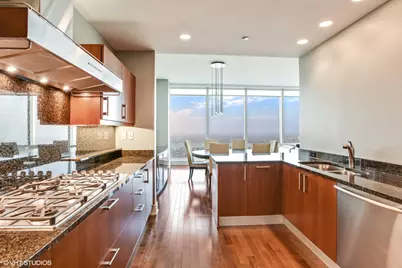 401 N Wabash Avenue #80B, Chicago, IL 60611 - Photo 7
