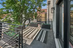 2440 W Cortez St, Chicago, IL 60622 - Photo 15