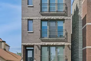 2440 W Cortez St, Chicago, IL 60622 - Photo 1
