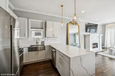 2440 W Cortez Street #3, Chicago, IL 60622 - Photo 3