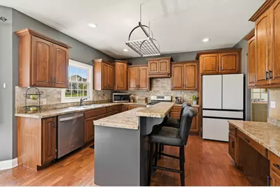 25443 Prairiewood Lane, Shorewood, IL 60404 - Photo 15