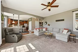 25443 Prairiewood Ln, Shorewood, IL 60404 - Photo 21