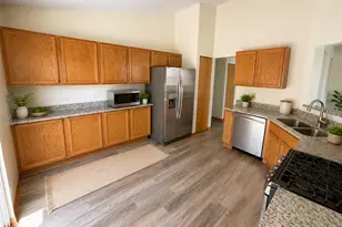 3322 Bromley Ln, Aurora, IL 60502 - Photo 3