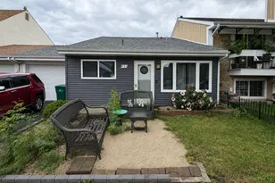 413 Wildwood Ct, Romeoville, IL 60446 - Photo 1