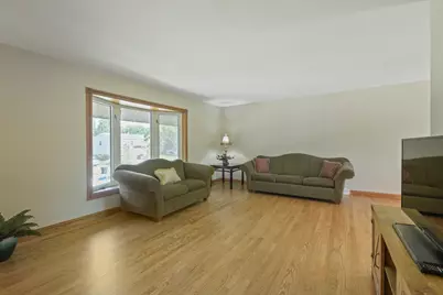 1120 Concord Lane, Hoffman Estates, IL 60192 - Photo 5
