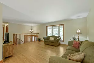 1120 Concord Ln, Hoffman Estates, IL 60192 - Photo 3