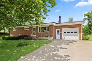 1033 Glen Ave, Marseilles, IL 61341 - Photo 1