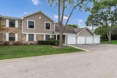 275 Kings Mill Court #C2, Schaumburg, IL 60193 - Photo 1