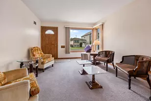 5335 N Natchez Ave, Chicago, IL 60656 - Photo 3
