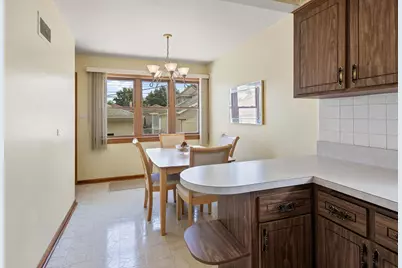 5335 N Natchez Avenue, Chicago, IL 60656 - Photo 7