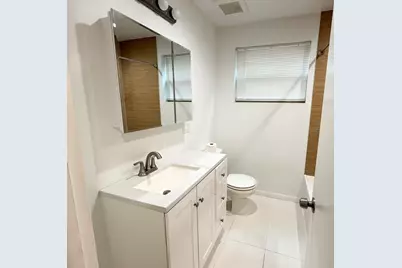 2433 N 78th Avenue #2, Elmwood Park, IL 60707 - Photo 9