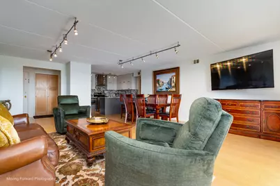 8540 W Foster Avenue #503, Norridge, IL 60706 - Photo 5