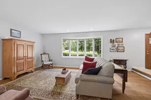 11S634 McGrath Ln, Naperville, IL 60564 - Photo 7