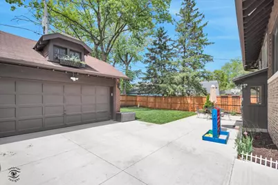 10516 S Seeley Avenue, Chicago, IL 60643 - Photo 35