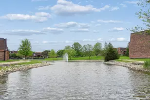 608 Waterford Rd, Schaumburg, IL 60193 - Photo 19