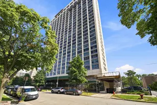 5201 S Cornell Ave, Chicago, IL 60615 - Photo 1