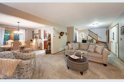 620 Canyon Lane, Elgin, IL 60123 - Photo 13