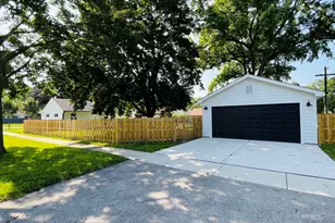 318 N Owen St, Mount Prospect, IL 60056 - Photo 13