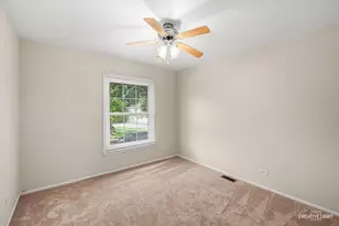 1681 Ashburn Ct, Wheaton, IL 60189 - Photo 15