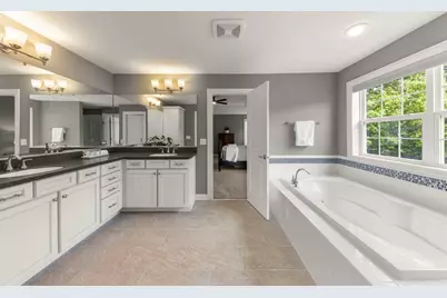 1711 Driving Park Road, Wheaton, IL 60187 - Photo 21