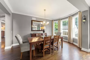 1711 Driving Park Rd, Wheaton, IL 60187 - Photo 5