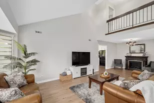 1616 Wildwood Ln, Darien, IL 60561 - Photo 5